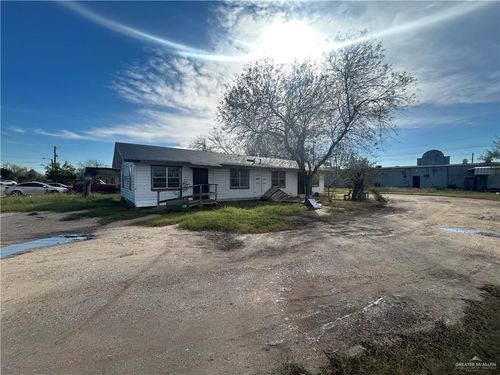308 E Ricky Crossland Ave, Elsa, TX, 78543 | Card Image