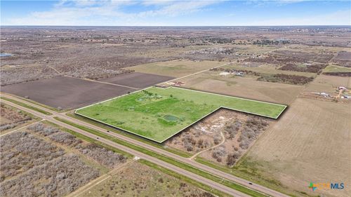 803 Aloe Rd, Victoria, TX, 77905-4217 | Card Image