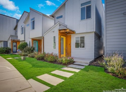 unit-15-330 Clay St, San Antonio, TX, 78204-2466 | Card Image