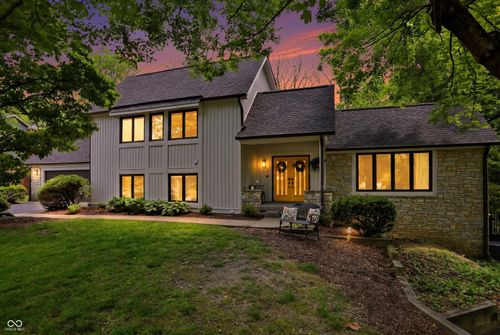 755 Round Ct, Zionsville, IN, 46077-2017 | Card Image