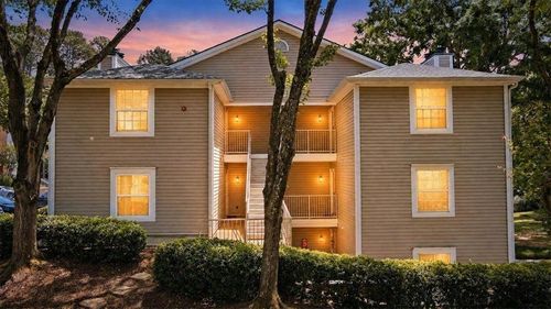 1381 Keys Crossing Dr Ne, Brookhaven, GA, 30319-4043 | Card Image