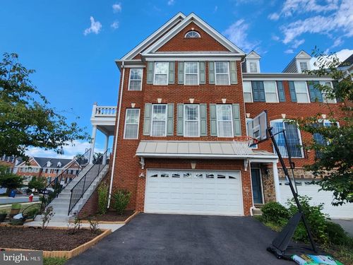 23392 Lewis Hunt Sq, ASHBURN, VA, 20148-7477 | Card Image