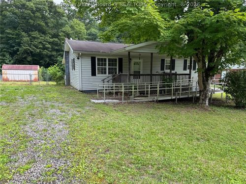 47 Kelly Ln, Fayetteville, WV, 25840-8010 | Card Image