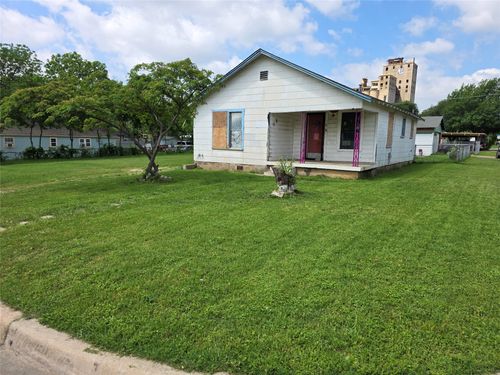 3700 S Main Street, Fort Worth, TX, 76110 | Card Image