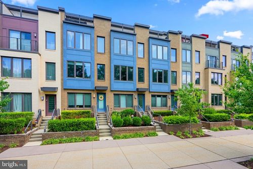 10413 Fernwood Rd, BETHESDA, MD, 20817-1101 | Card Image