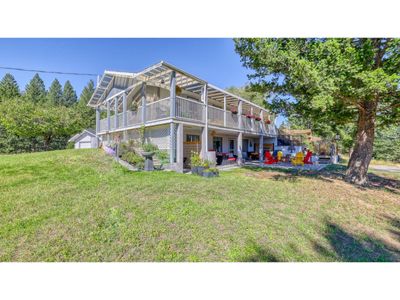 6739 Columbia Estates Rd, House other with 3 bedrooms, 2 bathrooms and 6 parking in Fairmont Hot Springs BC | Image 2