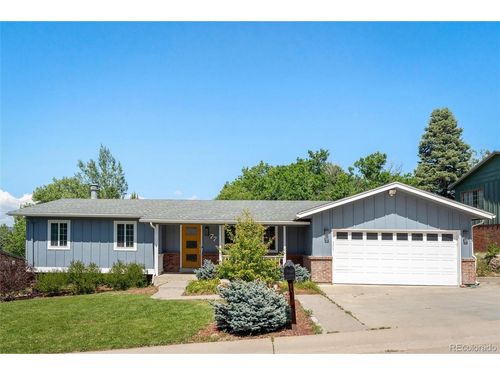 77 Moore Dr, Castle Rock, CO, 80104-2131 | Card Image