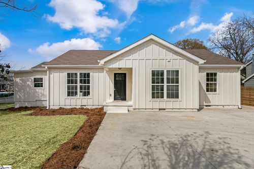 106 Otis St, Greenville, SC, 29605-4048 | Card Image