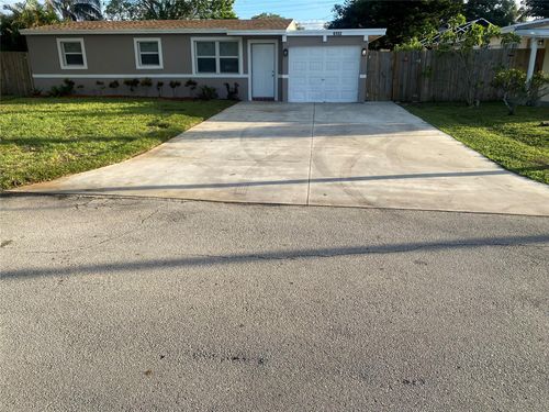 6152 Sw 2nd St, Margate, FL, 33068-1612 | Card Image