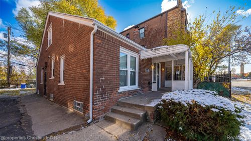 17136 Birchcrest Dr, Detroit, MI, 48221-3020 | Card Image