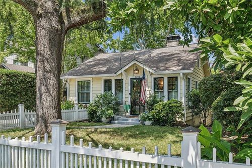 2210 Fairhaven Cir Ne, Atlanta, GA, 30305-4317 | Card Image