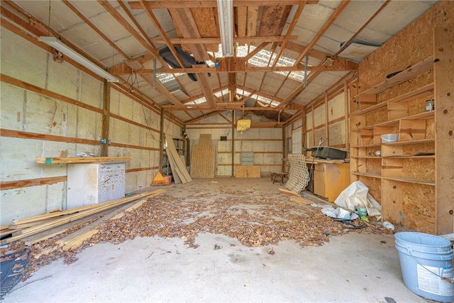 Shop has electric and skylights | Image 13