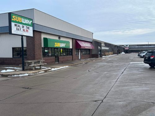 206 1st St, Sergeant Bluff, IA, 51054-8501 | Card Image