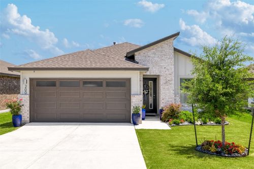 200 Coda Xing, Georgetown, TX, 78633-2366 | Card Image