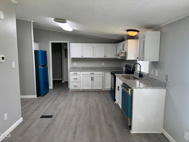 Kitchen | Image 4