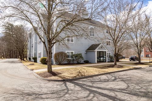 unit-113-9 Longworth Ave, Brockton, MA, 02301-7084 | Card Image
