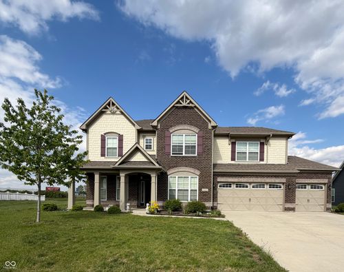 1407 Classic Ave, Greenwood, IN, 46143-5685 | Card Image