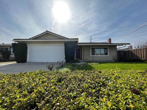 4876 Springdale Dr, San Jose, CA, 95129-2148 | Card Image