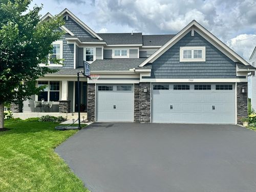 1562 Edgebrook Ln, Carver, MN, 55315-4589 | Card Image