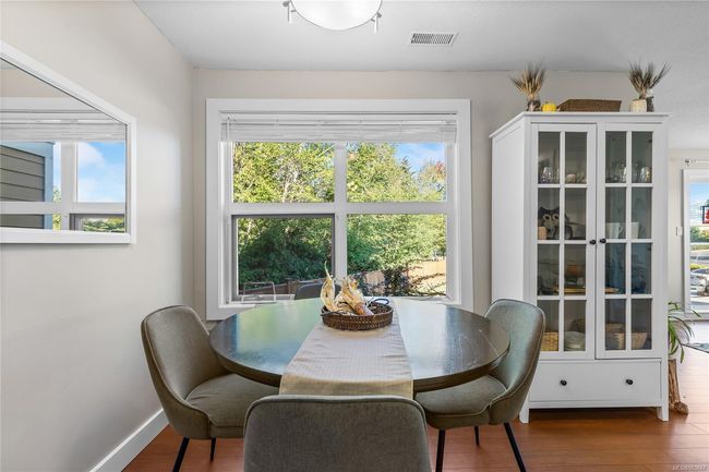 210 - 4701 Uplands Dr, Condo with 2 bedrooms, 1 bathrooms and 1 parking in Nanaimo BC | Image 11