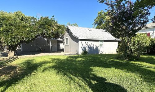 2204 15th Ave, Sacramento, CA, 95822-1592 | Card Image