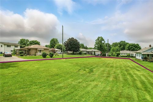 331 S 9th St, Sharpsville, PA, 16150-1922 | Card Image