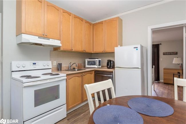 23 Elgin St, Home with 4 bedrooms, 3 bathrooms and 3 parking in Orillia ON | Image 33