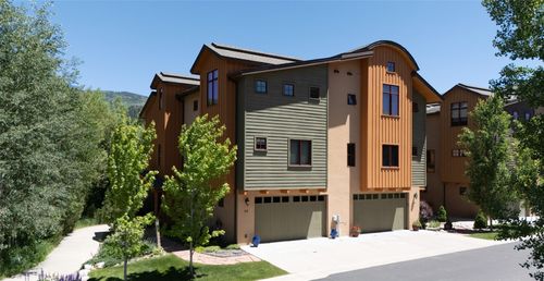 917-917 Majestic Cir, Steamboat Springs, CO, 80487-8952 | Card Image