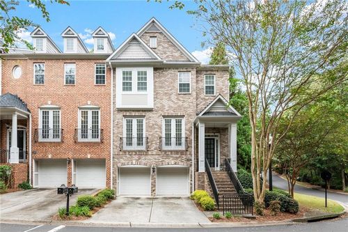 5-3088 Woodwalk Dr Se, Atlanta, GA, 30339-8472 | Card Image