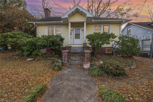 1201 W Friendly Ave, Greensboro, NC, 27403-1822 | Card Image