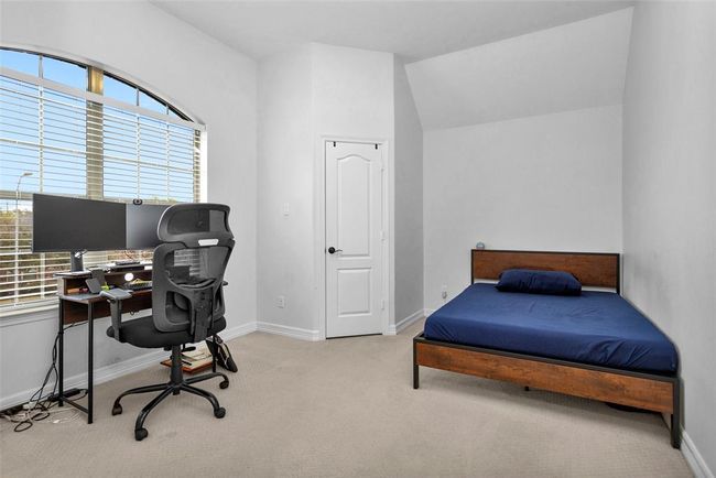 Fourth bedroom. | Image 42