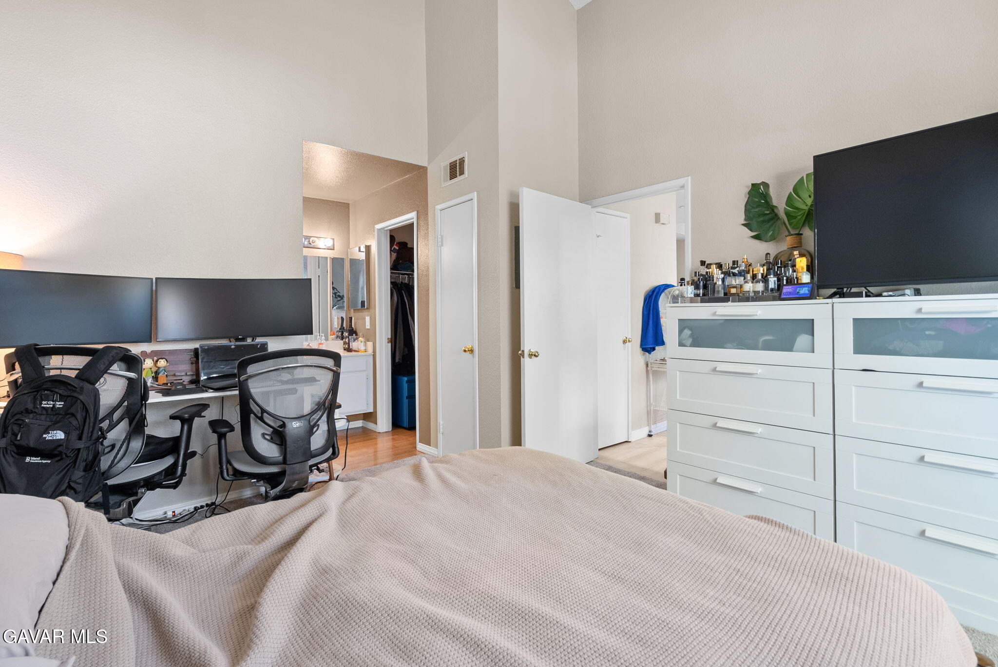 Residential in Santa Clarita 3