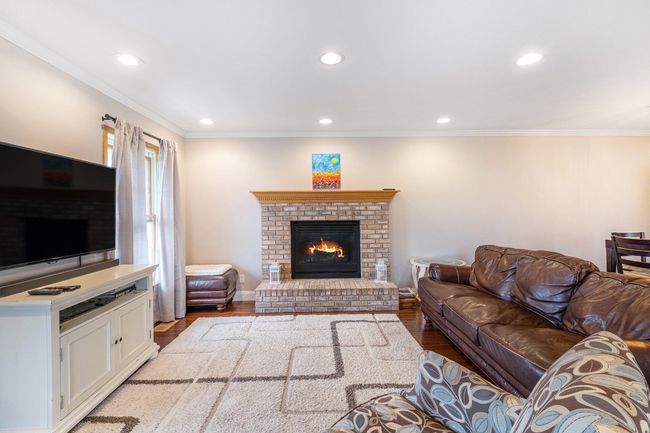 2352 Stepping Stone Pass, House other with 4 bedrooms, 3 bathrooms and null parking in Flushing MI | Image 5