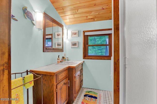 Bathroom | Image 56
