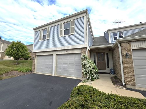 205-205 Auburn Ct, St. Charles, IL, 60174-1183 | Card Image
