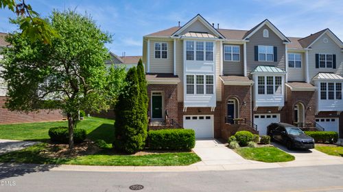 5415 Crescentview Pkwy, Raleigh, NC, 27606-4520 | Card Image