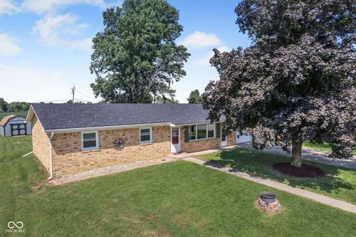 1840 Lynn Dr, Martinsville, IN, 46151-8450 | Card Image