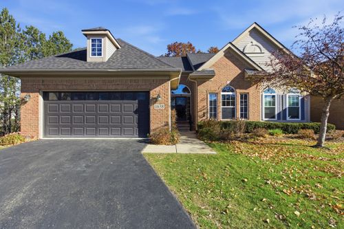 1638 Treyborne Cir, Commerce Twp, MI, 48390-2832 | Card Image