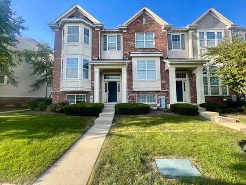 1736 Persimmon St, Hanover Park, IL, 60133-3958 | Card Image