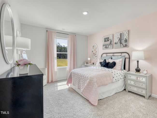 RAL_Oak-Manor_454-Sherwood_Interior_Bed2 | Image 6