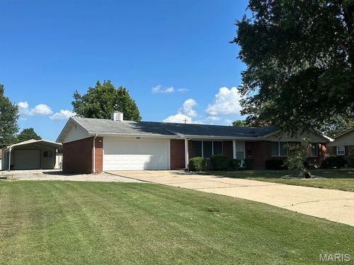 109 Kelly St, Dexter, MO, 63841-1980 | Card Image