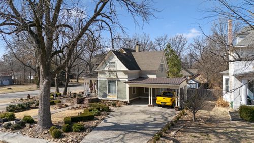 247 S Smith St, Vinita, OK, 74301-3627 | Card Image