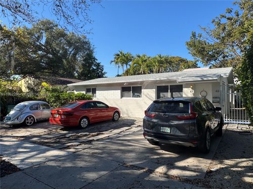 49 Ne 44th St, Miami, FL, 33137-3413 | Card Image