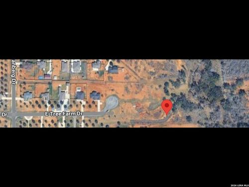 174 E Tree Farm Dr, Lytle, TX, 78052-3989 | Card Image