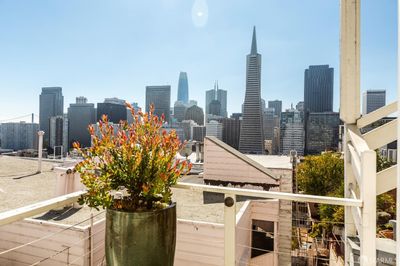 315 Green Street, Condo with 2 bedrooms, 1 bathrooms and null parking in San Francisco CA | Image 1