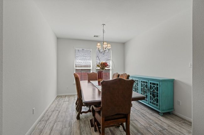 Formal dining room | Image 9