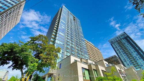 306-99 Foxbar Rd, Toronto, ON, M4V0B2 | Card Image