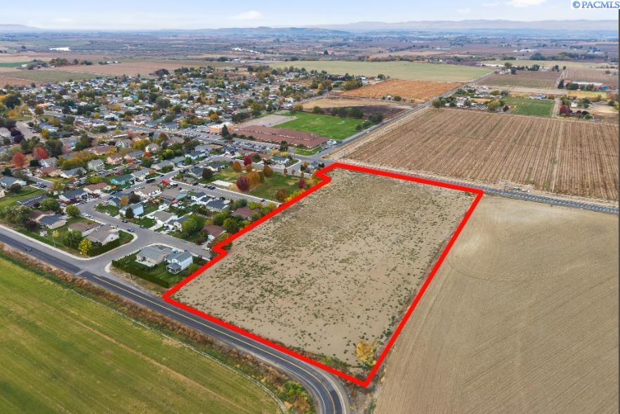 Land in Mabton 4