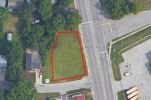 1411 N Florissant Rd, Saint Louis, MO, 63135-1001 | Card Image