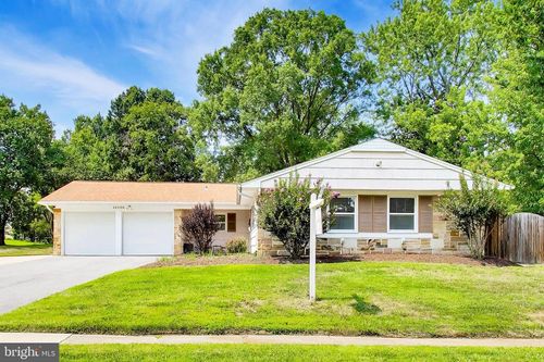 12006 Maddox Ln, BOWIE, MD, 20715-1820 | Card Image